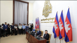 Kamboja: Membeli 10 Pesawat Boeing, Semua Barang Amerika Bebas Bea Masuk!