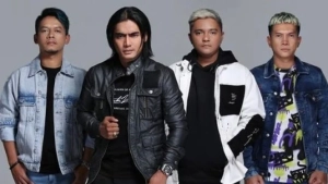 Chord Gitar ST12 Jangan Pernah Berubah: Kunci Keabadian Cinta dan Gitar